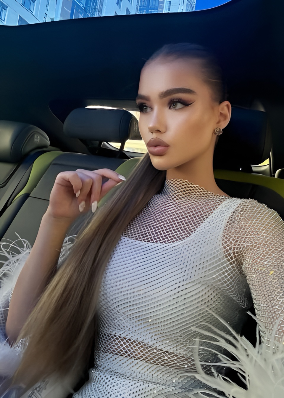 ПОЛИНА BEST GERL привлекательная девушка из Лутугино цена от 18000 руб