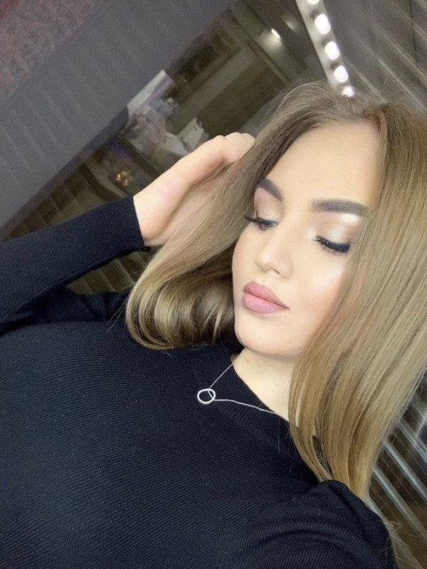 🎥 Зая привлекательная девушка из Лутугино цена от 3500 руб